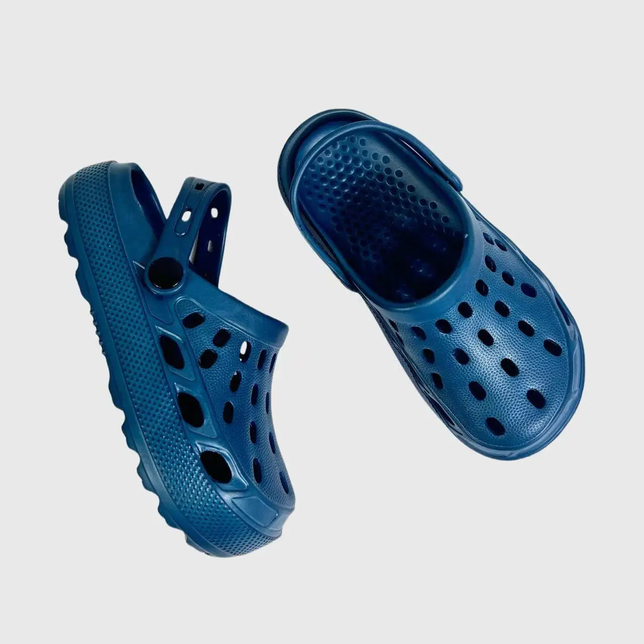 Adorable Kids Beach Shoes Lightweight Breathable Children Sandals Outdoor Learning Shoes Fashionable Simple EVA Clog Footwear