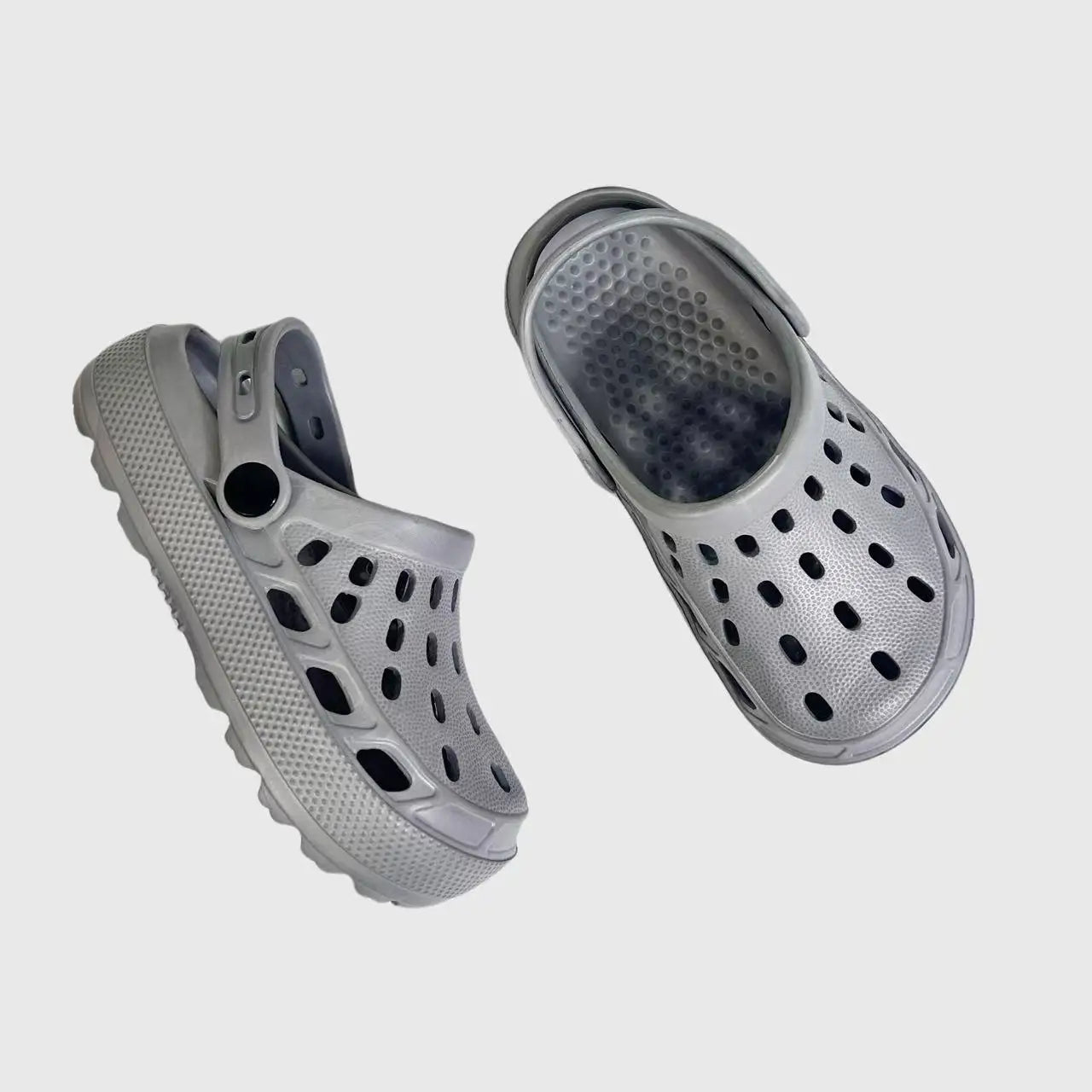 Adorable Kids Beach Shoes Lightweight Breathable Children Sandals Outdoor Learning Shoes Fashionable Simple EVA Clog Footwear