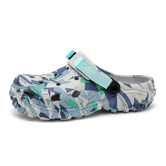 TrailCore Camo Clogs
