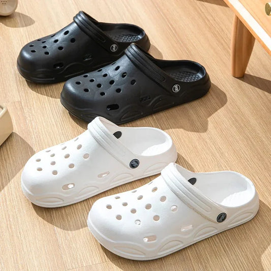 2025 Fashion Women Slippers New Summer Slippers Outdoor Beach Slippers Classic Soft Men Garden Slippers Home Men Clogs Slippers