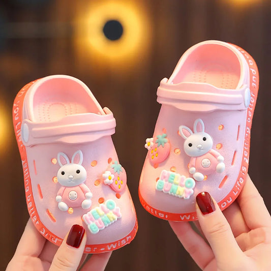 Summer Essential Breathable Cute Children Indoor Clog Shoes with Non-Slip Holes Unisex Soft-Soled Slippers Children Slippers